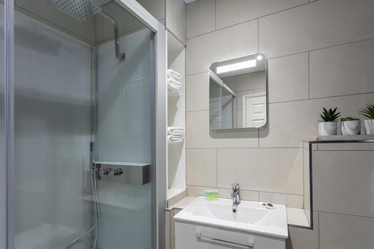 Roydon Marina Village Hotel Zewnętrze zdjęcie