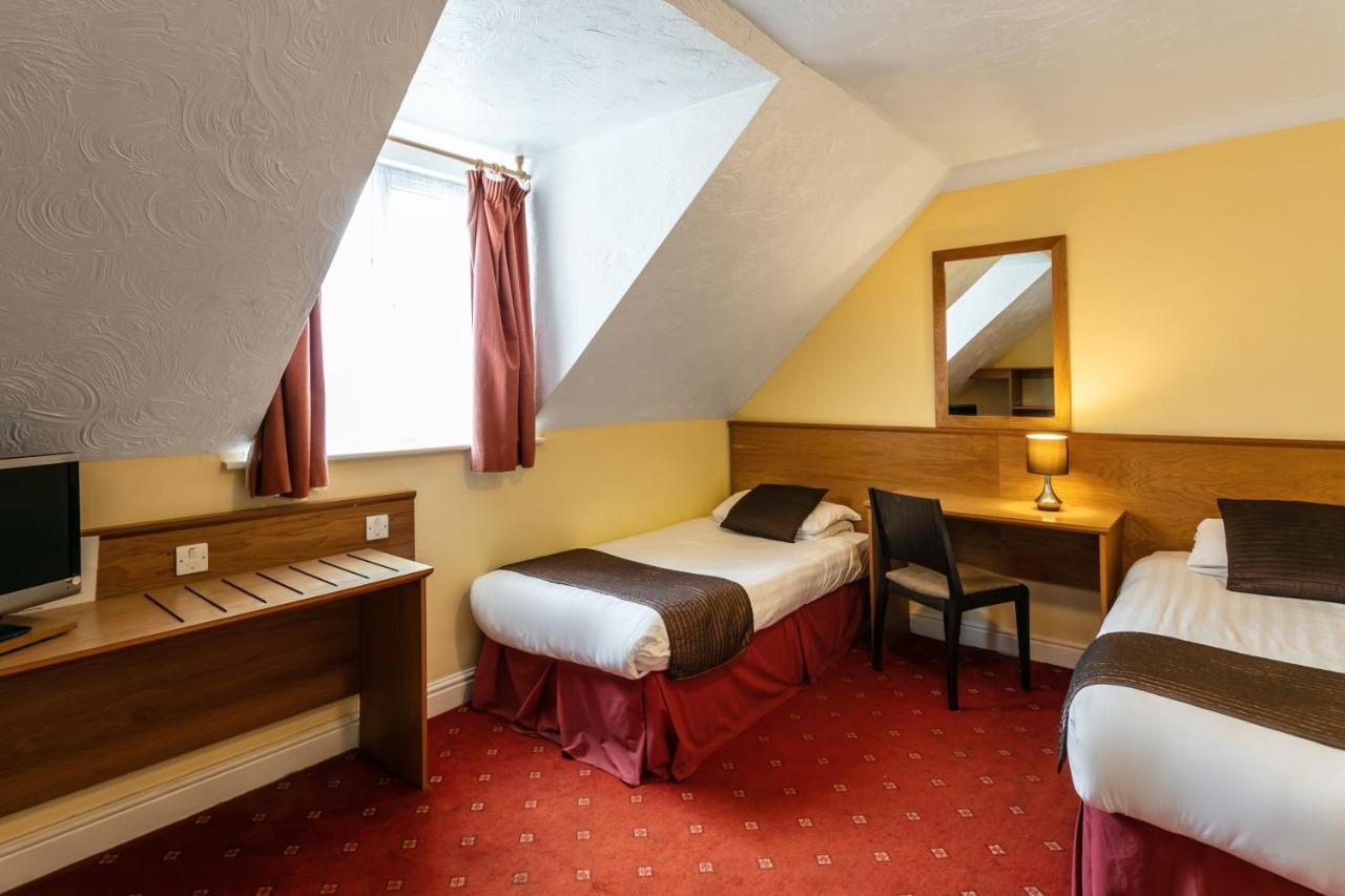 Roydon Marina Village Hotel Zewnętrze zdjęcie