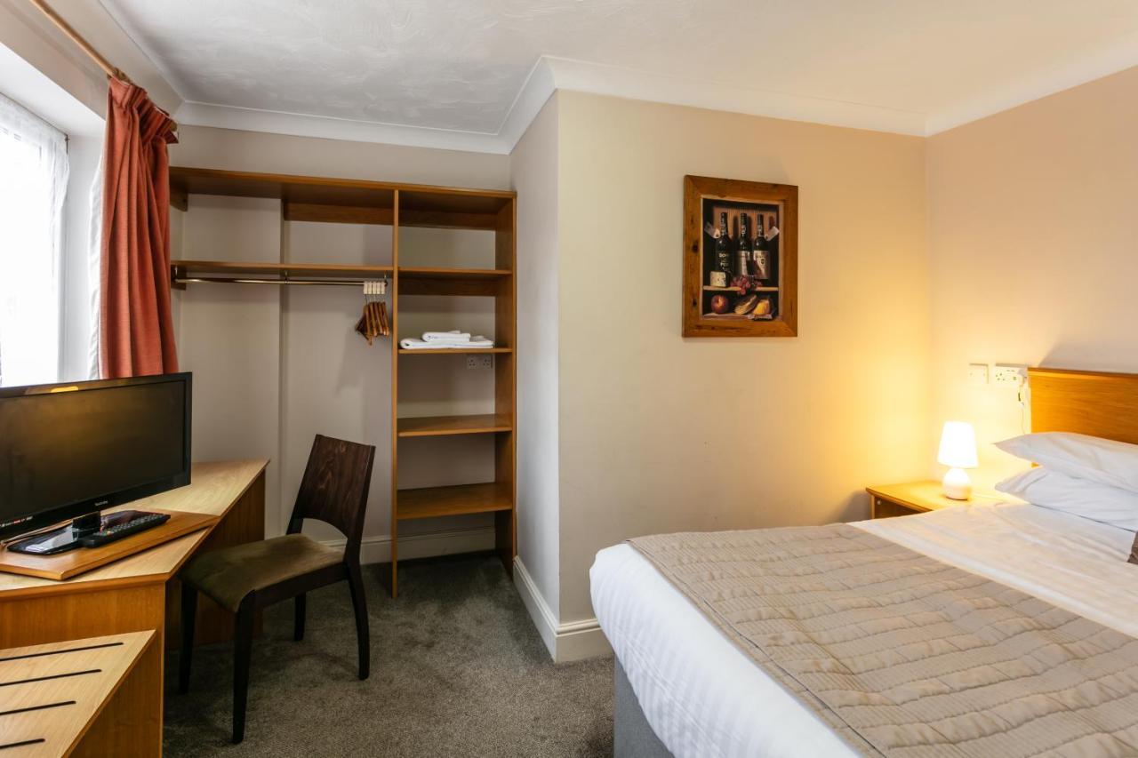 Roydon Marina Village Hotel Zewnętrze zdjęcie