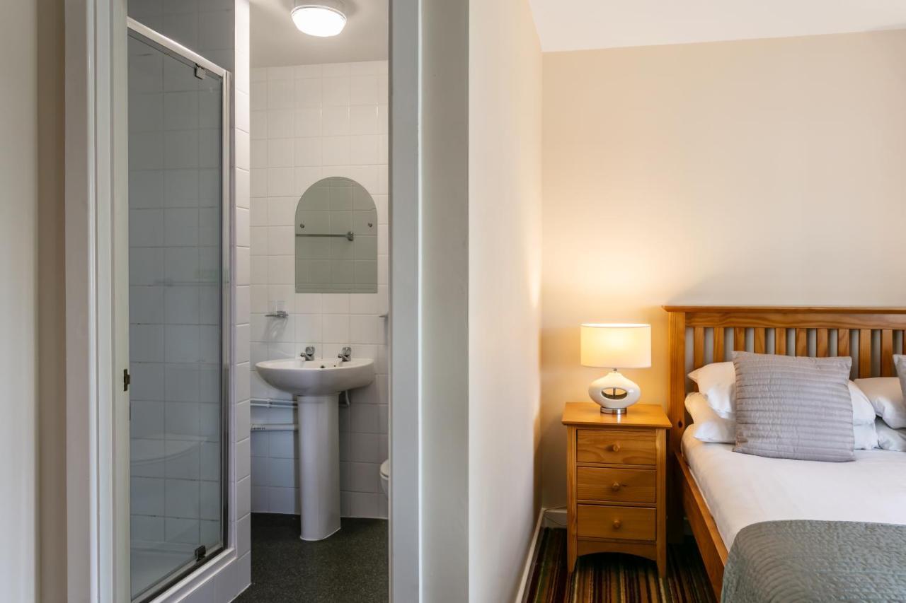 Roydon Marina Village Hotel Zewnętrze zdjęcie