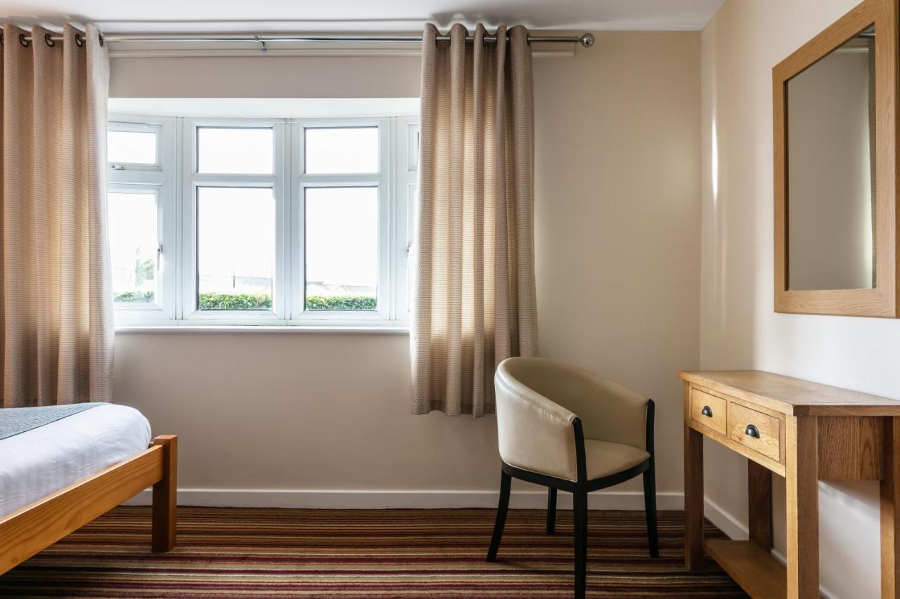 Roydon Marina Village Hotel Zewnętrze zdjęcie