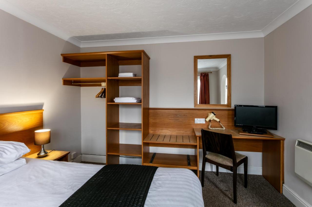 Roydon Marina Village Hotel Zewnętrze zdjęcie