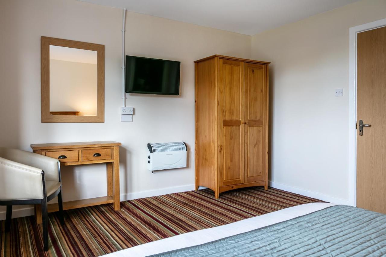 Roydon Marina Village Hotel Zewnętrze zdjęcie